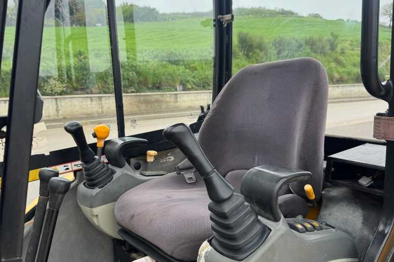 OmecoHub - Immagine JCB 8032Z